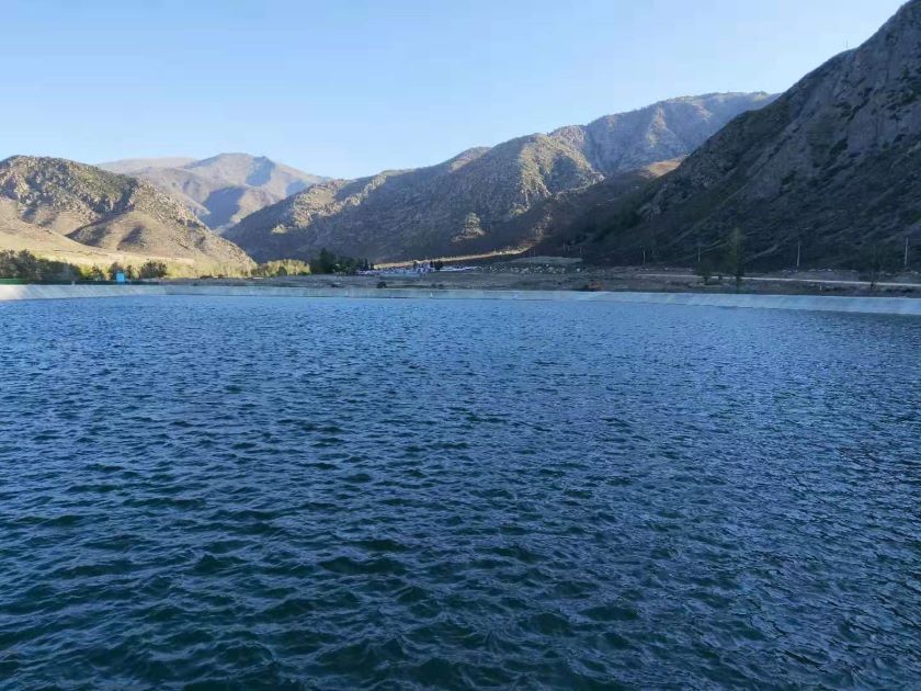 1579406092499934.jpg 阿勒泰四水廠3#貯水池.jpg